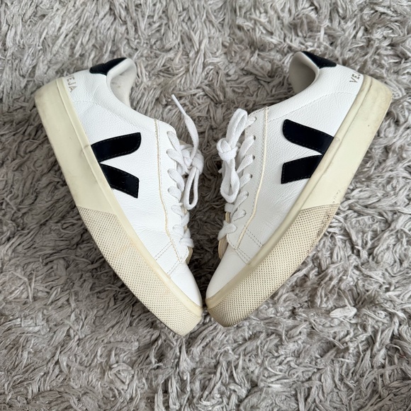 Veja Shoes - Veja Campo Sneakers